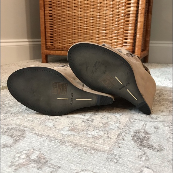 NWOT Dolce Vita Open Toe Booties - Picture 7 of 8